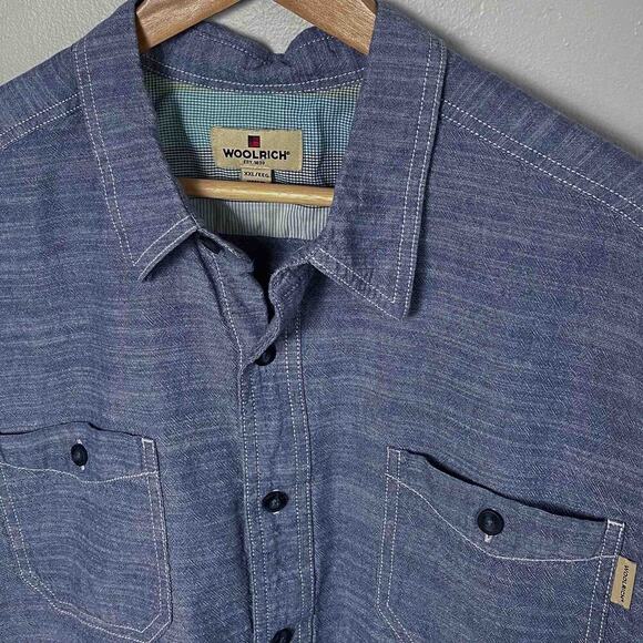 Woolrich Men's XXL Blue Chambray Short Sleeve Button-Up Shirt Casual - Picture 3 of 4